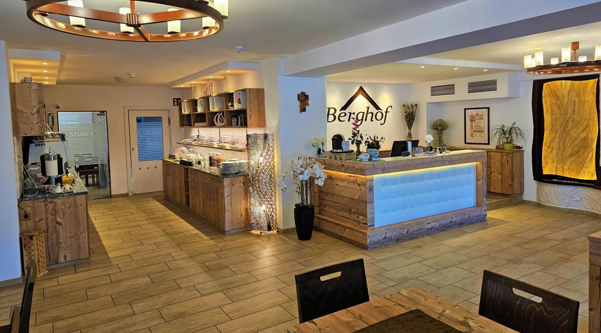 Hotel Berghof ミルシュタット エクステリア 写真
